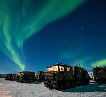 Stemningsbilde fra vinterøvelsen Joint Viking 17 i Finnmark. Foto: Ole-Sverre Haugli/Forsvaret.