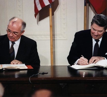 Gorbachev and Reagan sign the INF Treaty, 1987. Public domain.